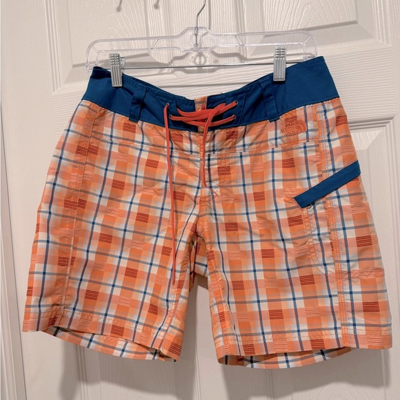 NWT The North Face Women's Board Shorts “July Buy” Size 4. - Picture 1 of 8